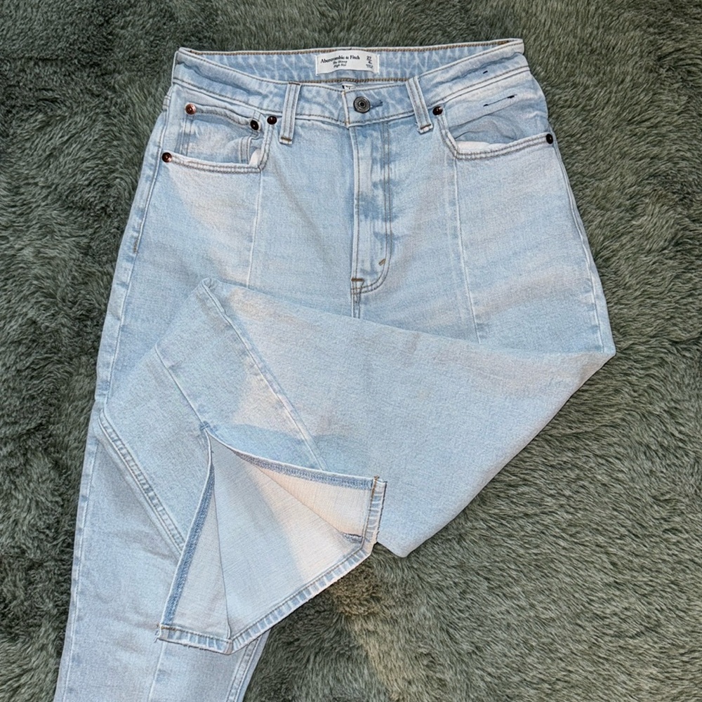 Abercrombie & Fitch Curve Love The Skinny High Rise Jean